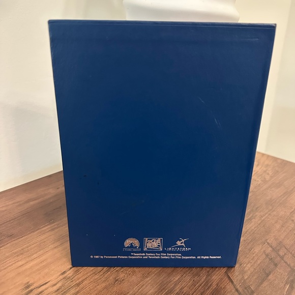 Titanic Special Collectors
Edition, 3 Disc Set, with Special Features - Picture 3 of 4